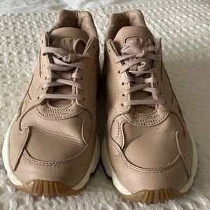 Womens adidas sneakers